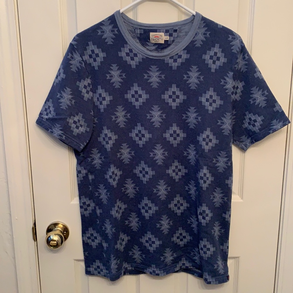 Faherty Tribal T Shirt Size M